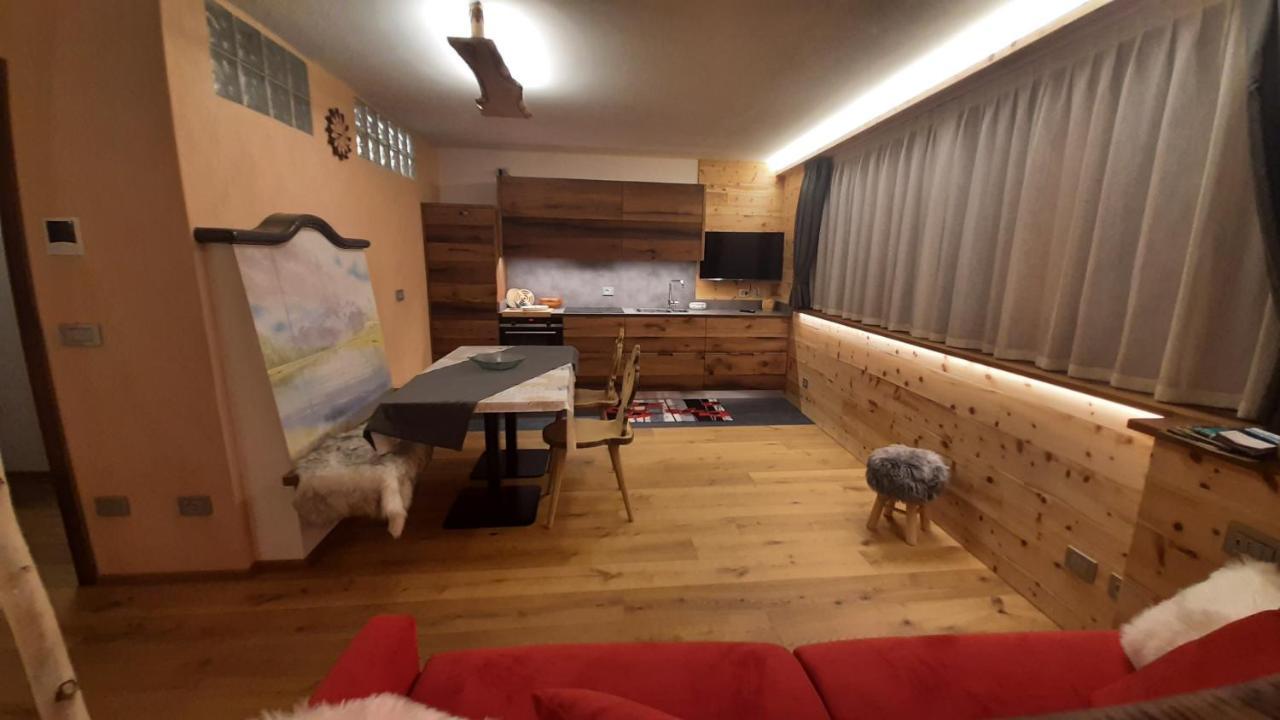 Appartamento Cirmolo ペーイオ エクステリア 写真